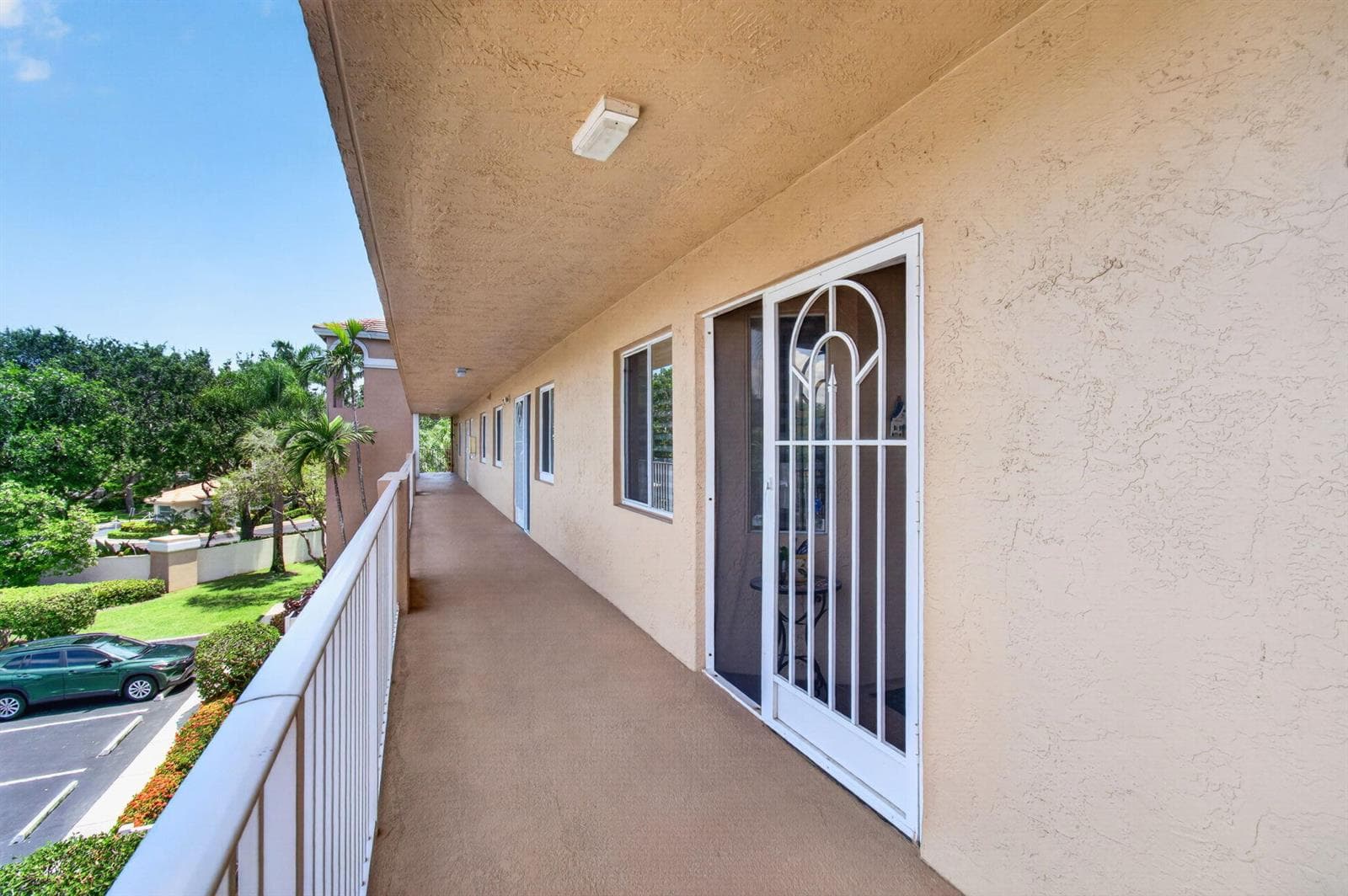 5746 CRYSTAL SHORES Drive # 303, Boynton Beach, FL 33437 photo 3