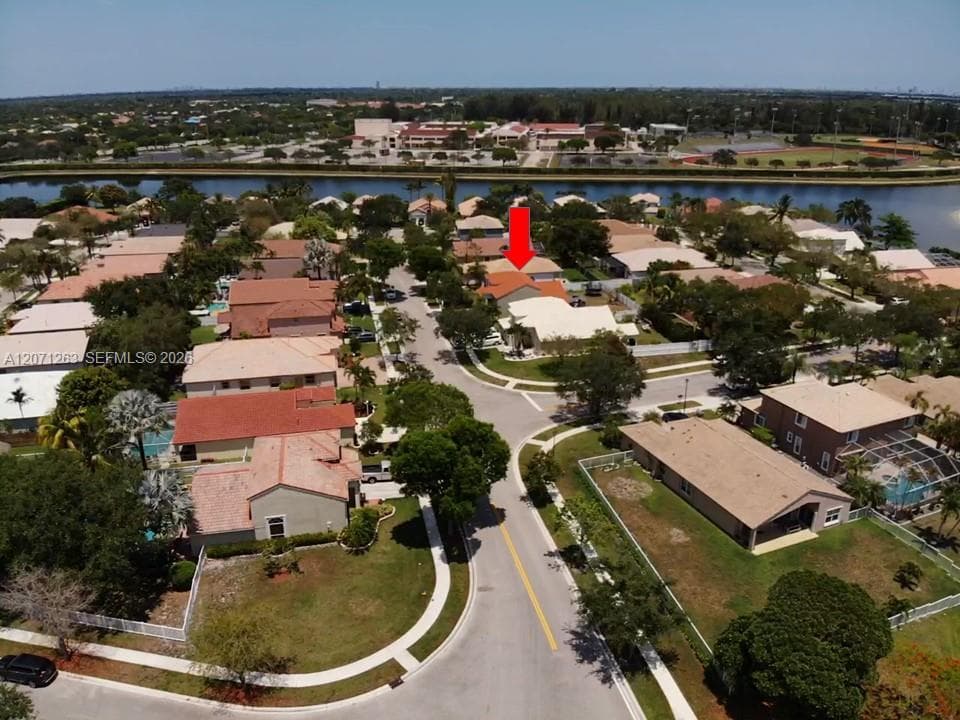 13274 NW 15th Ct, Pembroke Pines, FL 33028 photo 4