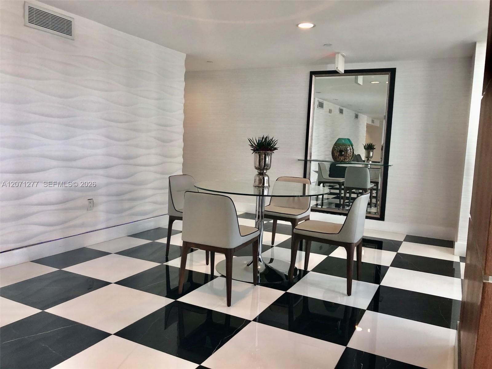 1800 N Bayshore Dr # 814, Miami, FL 33132 photo 5