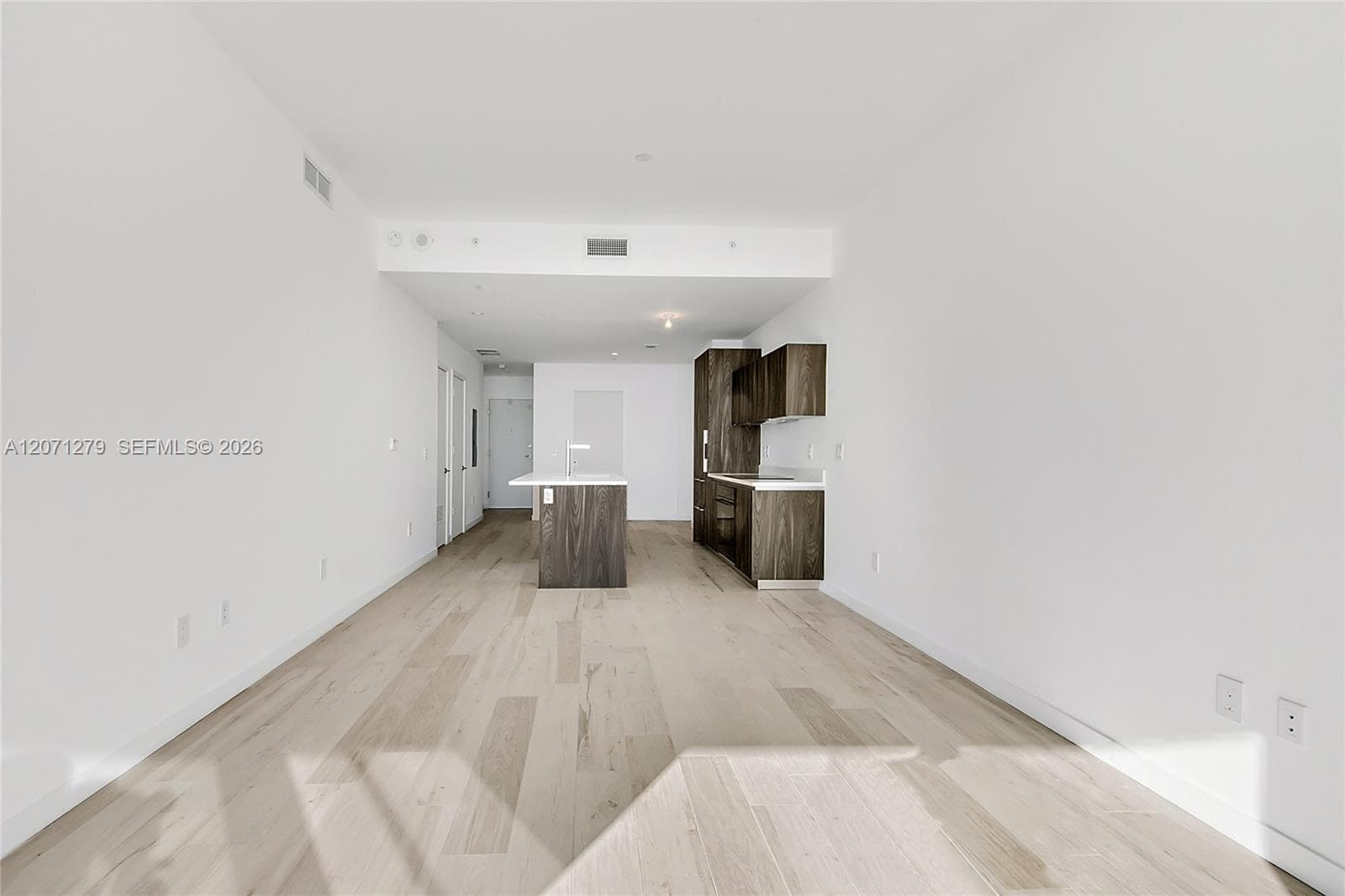 480 NE 31st St # 904, Miami, FL 33137 photo 2