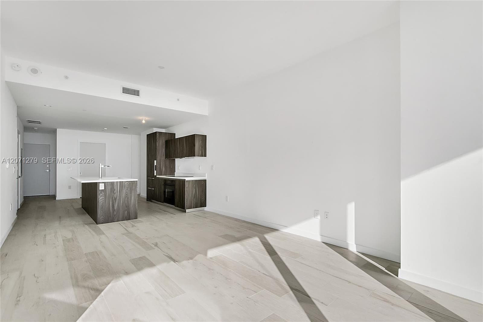 480 NE 31st St # 904, Miami, FL 33137 photo 4