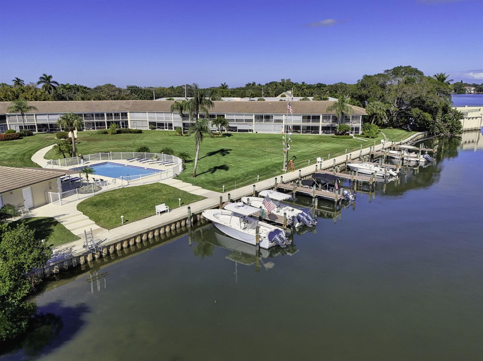 478 Tequesta Drive # 204, Tequesta, FL 33469 photo 3