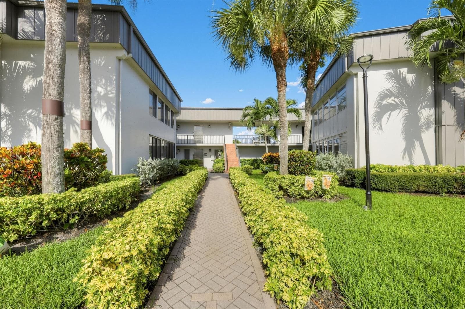 464 Piedmont J, Delray Beach, FL 33484