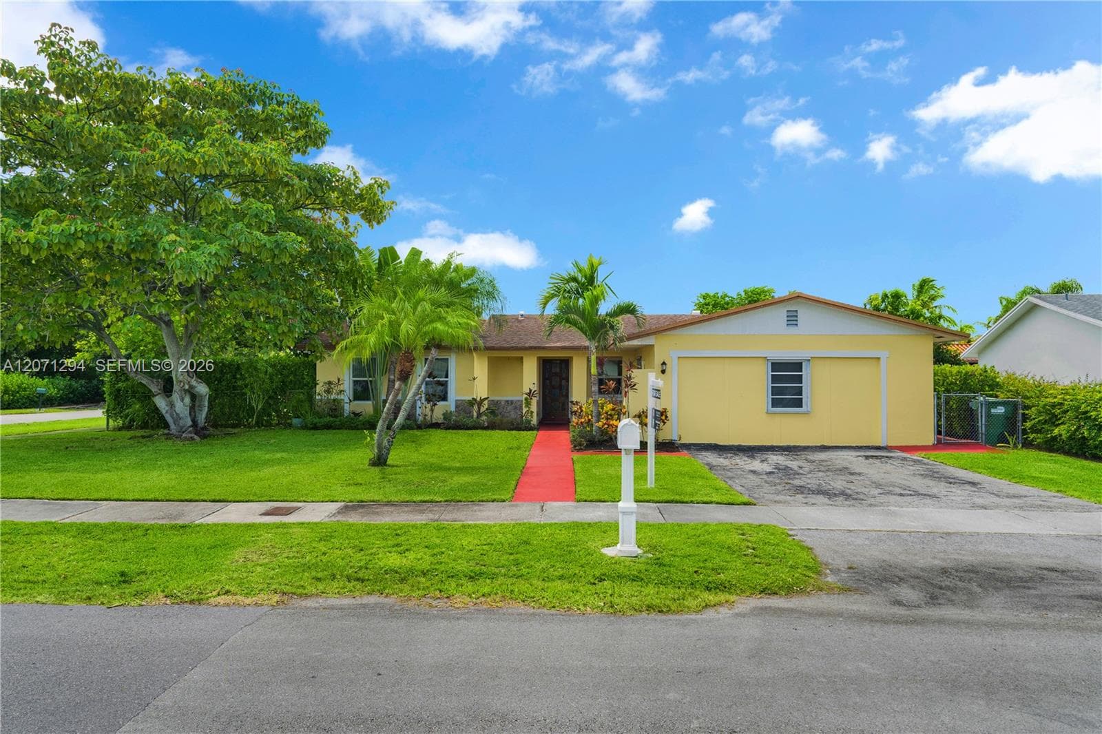 12900 SW 81st St, Miami, FL 33183 photo 2