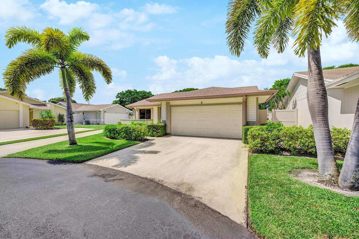 8 Eaton Place, Boynton Beach, FL 33426 photo 3