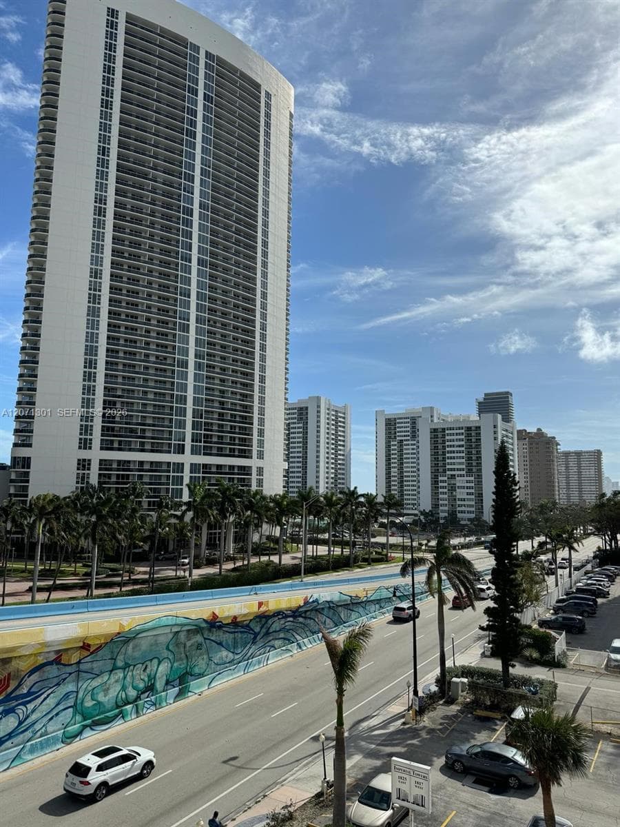 1825 S Ocean Dr # 514, Hallandale Beach, FL 33009 photo 2