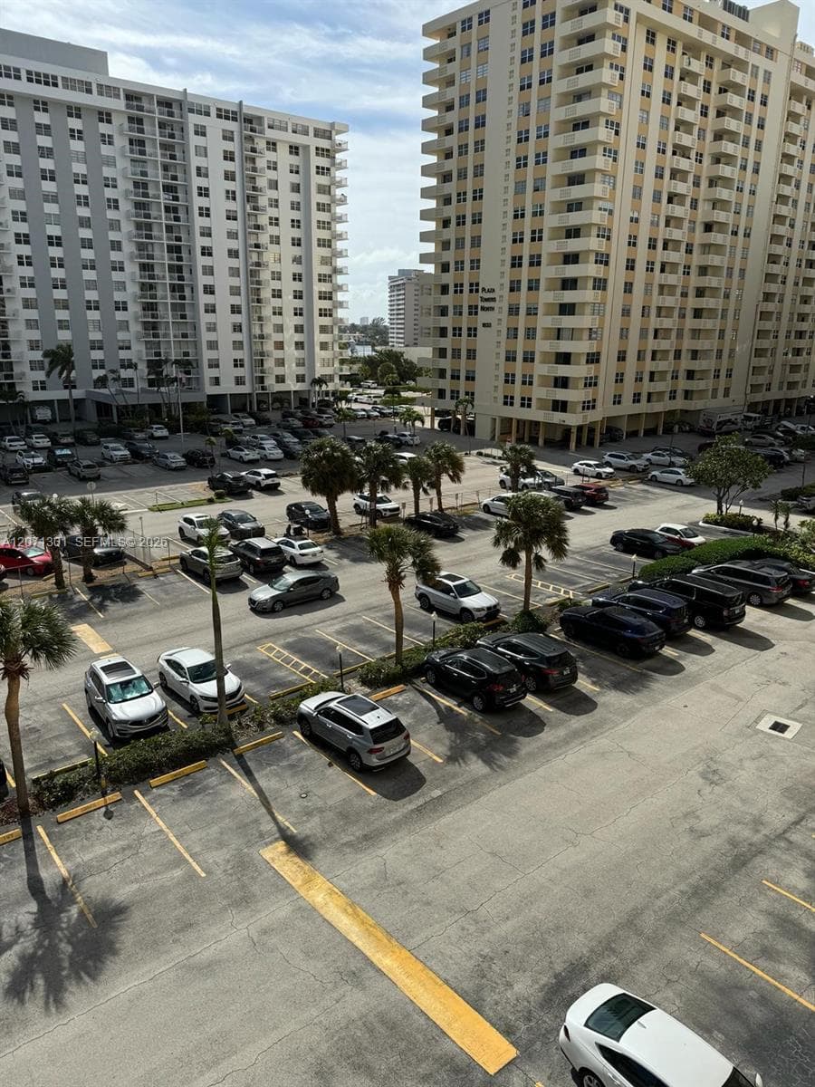 1825 S Ocean Dr # 514, Hallandale Beach, FL 33009 photo 4