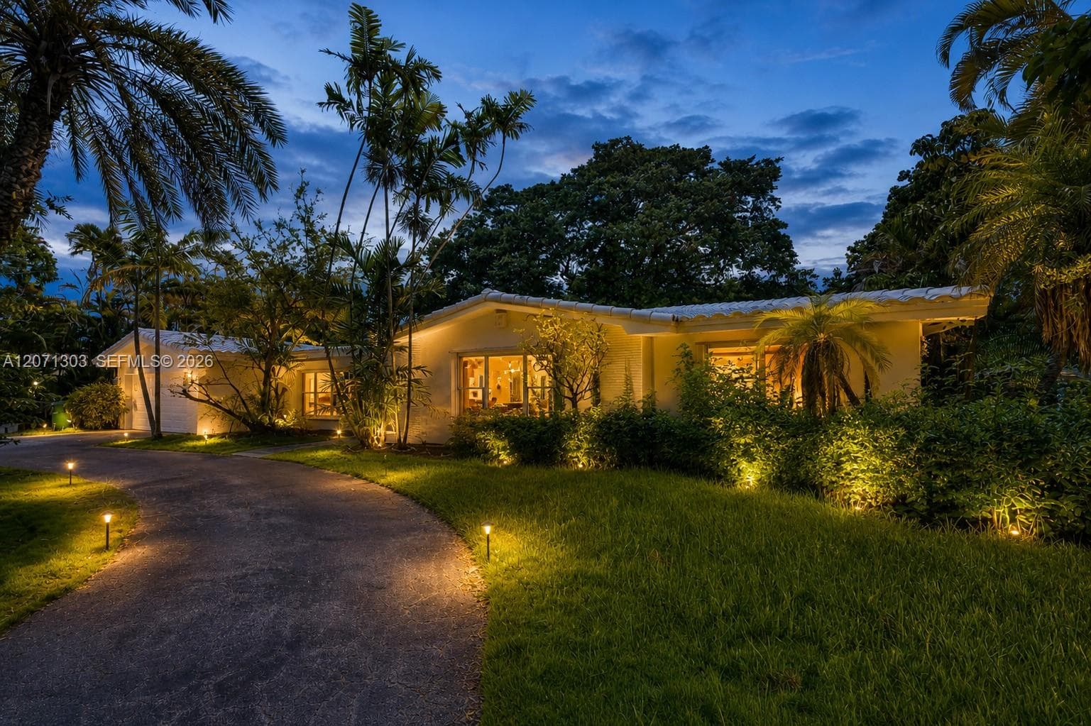11890 SW 72nd Pl, Pinecrest, FL 33156 photo 2