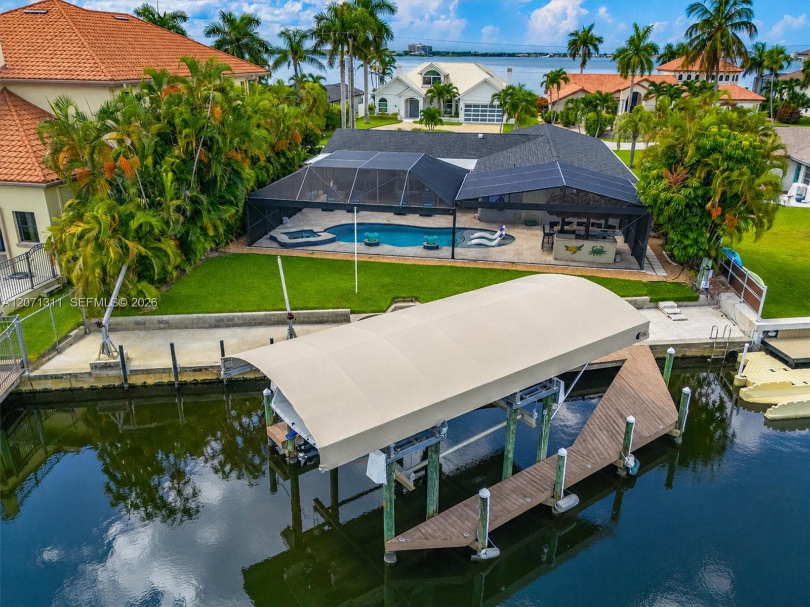 1633 Edith Esplande, Cape Coral, FL 33904 photo 3