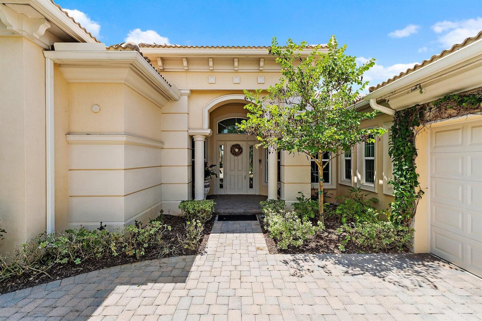 114 Carmela Court, Jupiter, FL 33478 photo 4