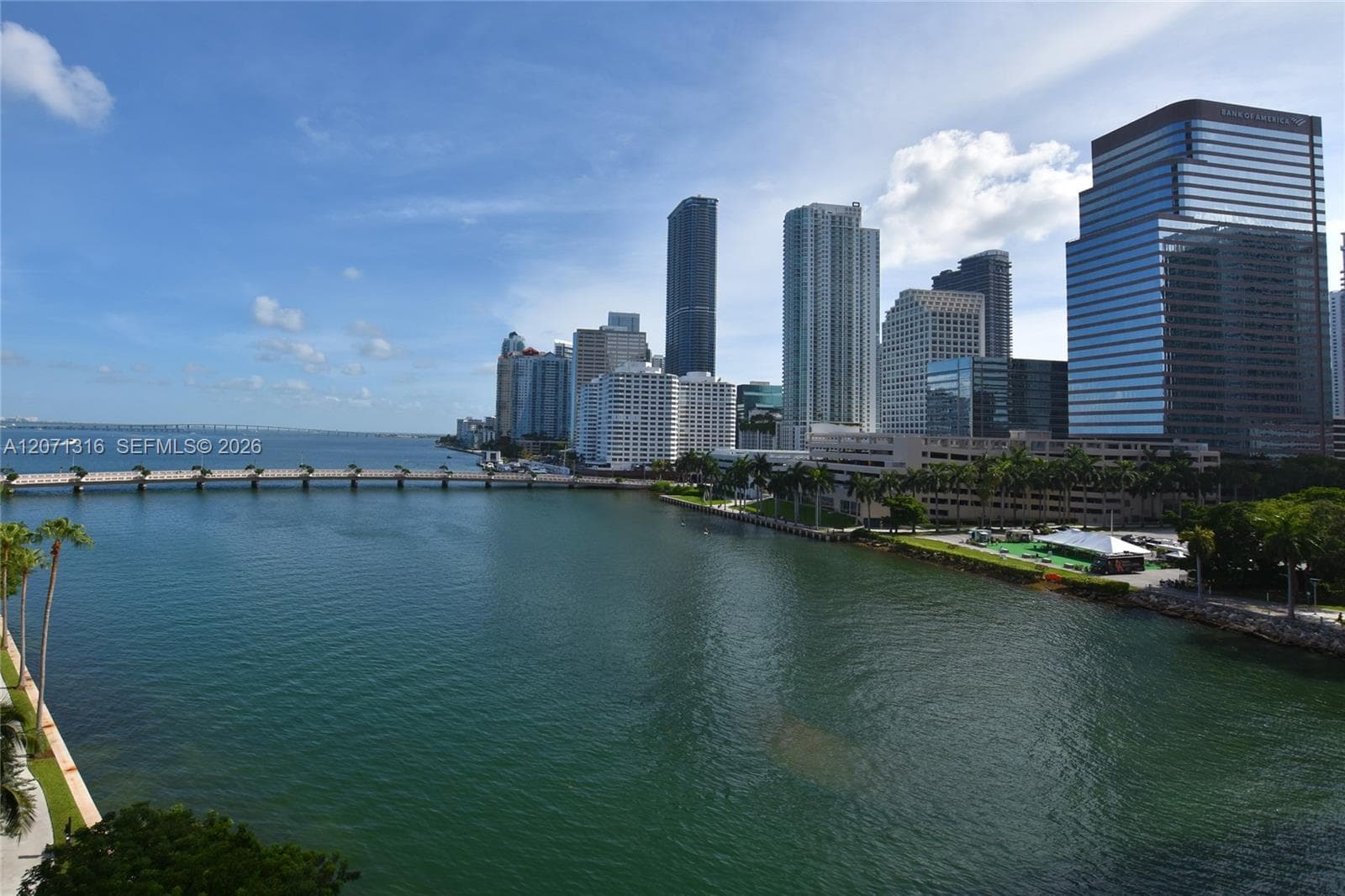 801 Brickell Key Blvd # 701, Miami, FL 33131 photo 2
