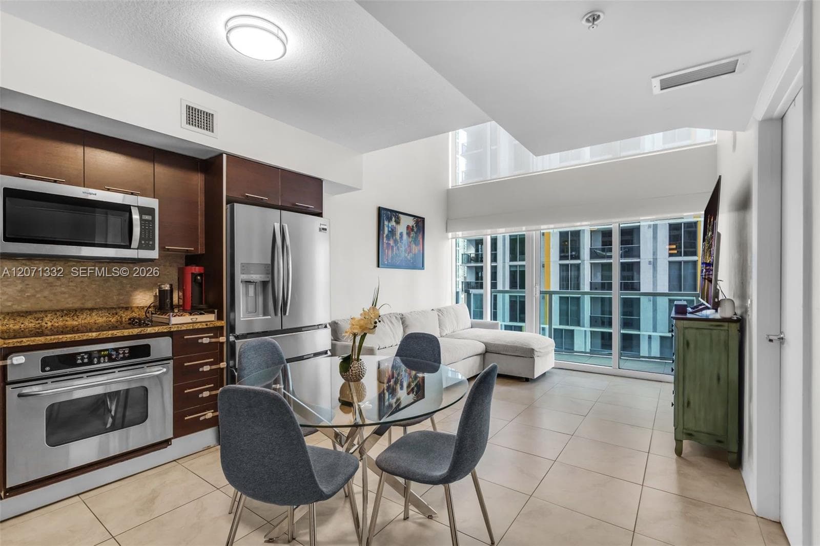 41 SE 5th St # 908, Miami, FL 33131 photo 4