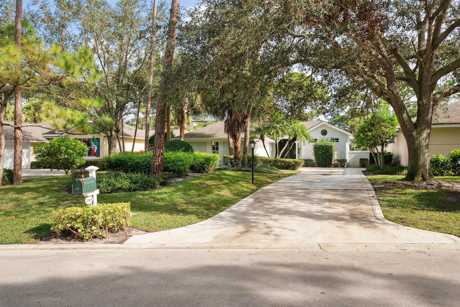 1018 CAROLINA Circle SW, Vero Beach, FL 32962 photo 3