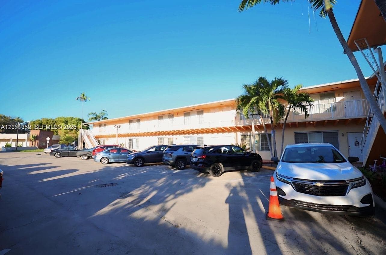 13 S Royal Poinciana Blvd # 2, Miami Springs, FL 33166