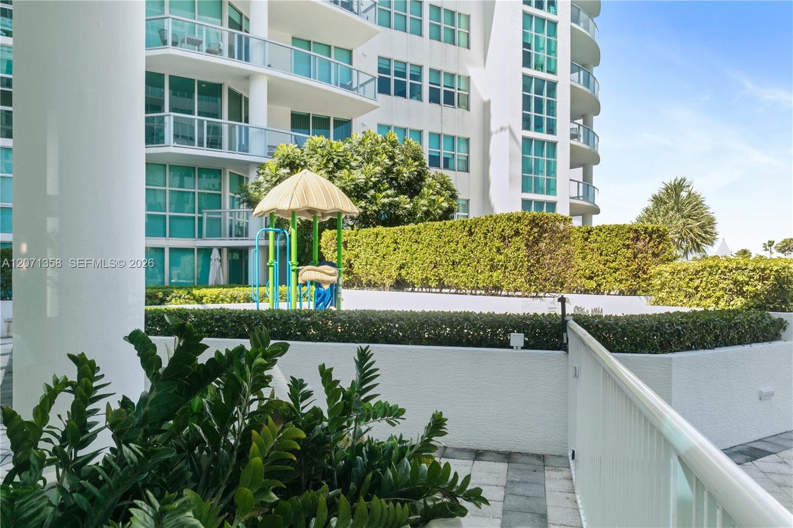 3131 NE 188th St # 2-1010, Aventura, FL 33180 photo 4