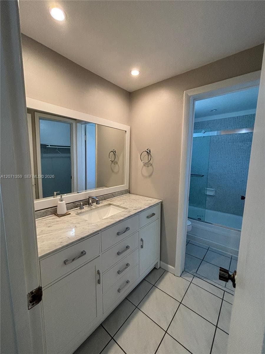 201 178th Dr # 337, Sunny Isles Beach, FL 33160 photo 5