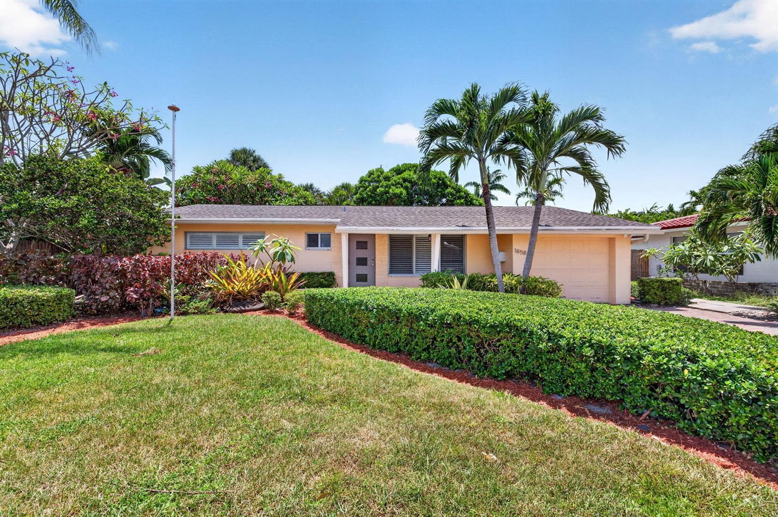 1858 NE 34TH Street, Oakland Park, FL 33306 photo 2