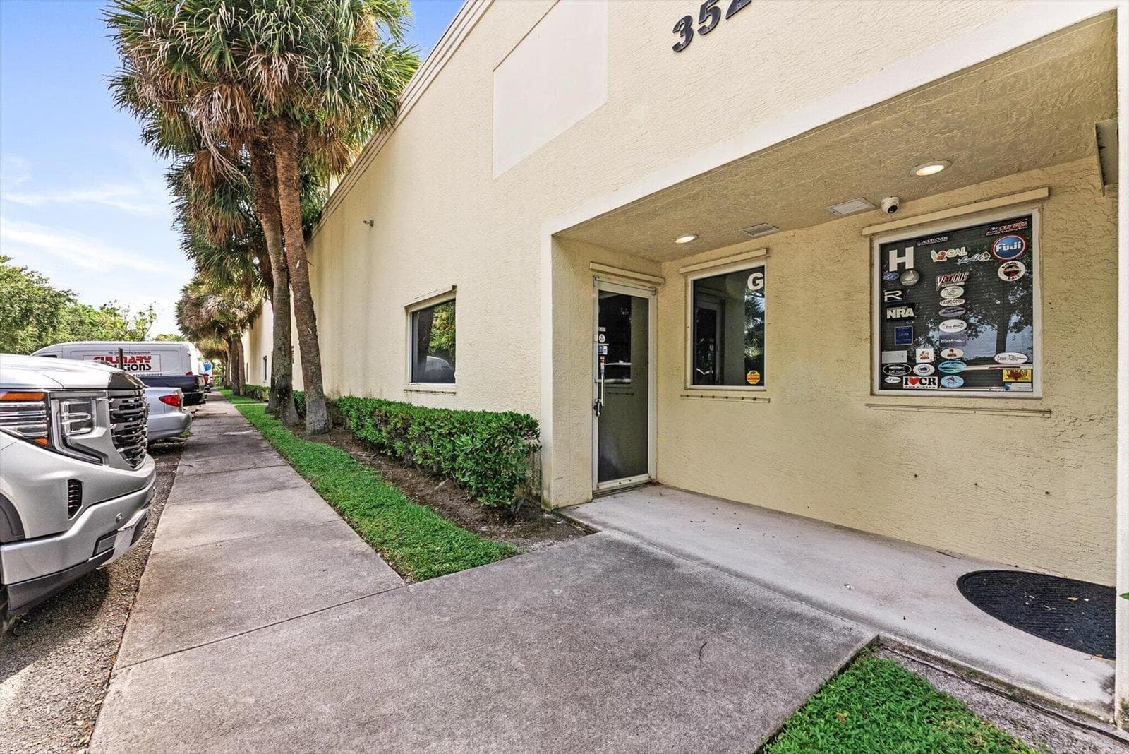 352 Tall Pines Road # G, West Palm Beach, FL 33413 photo 3