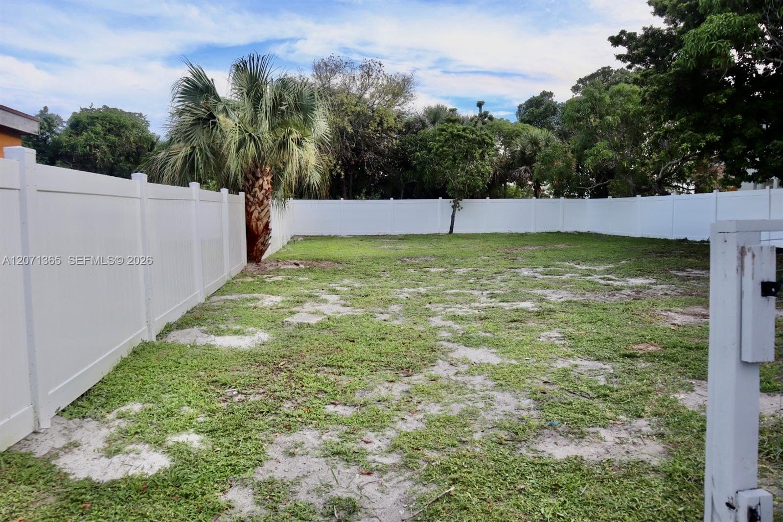 1112 11th St, West Palm Beach, FL 33401 photo 4