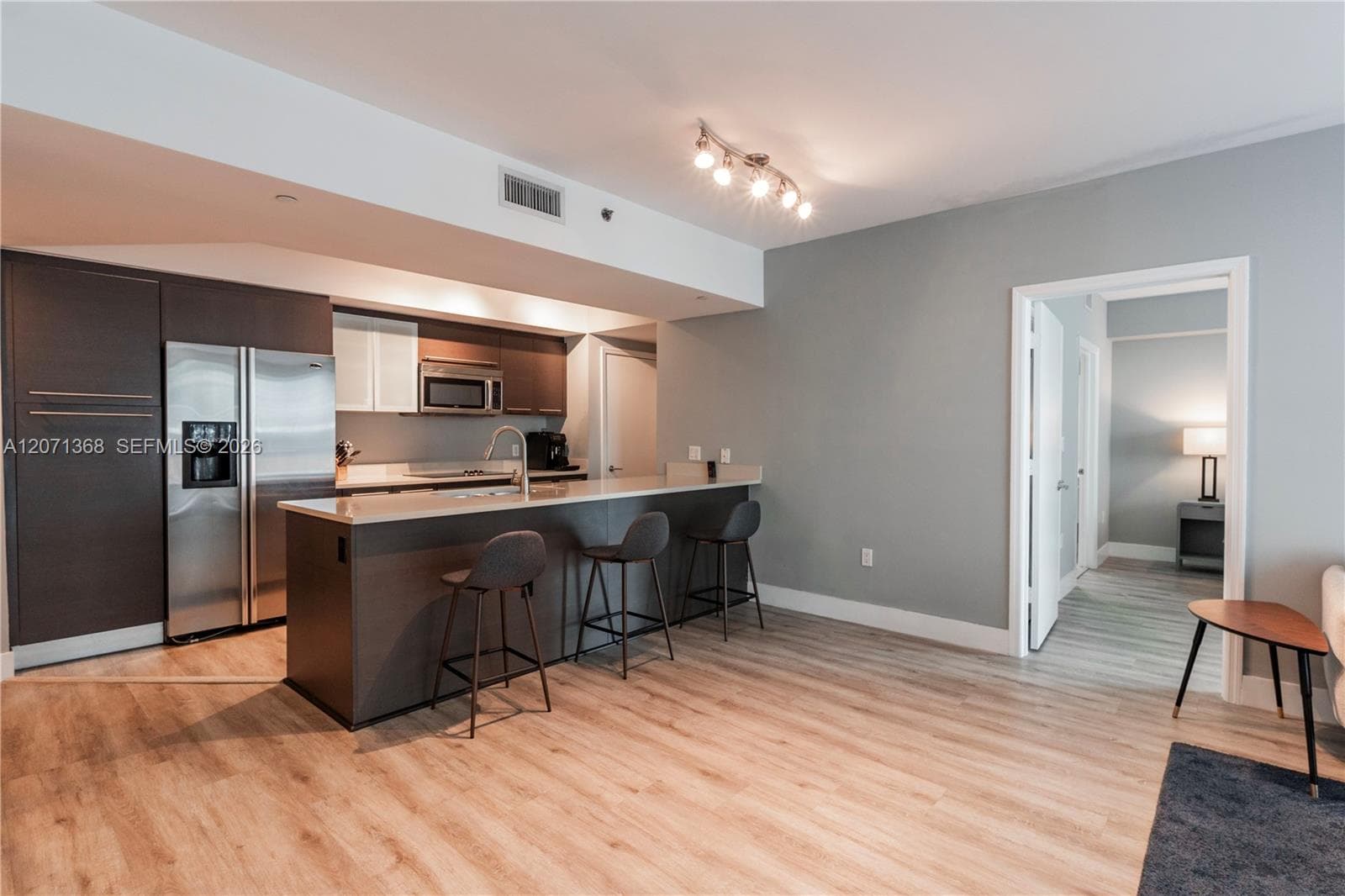 55 SE 6th St # 1205, Miami, FL 33131 photo 2