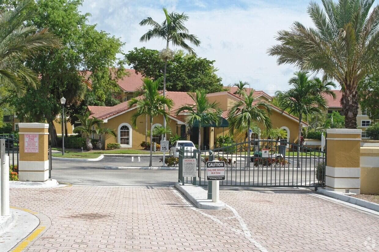 8977 Wiles Road # 203, Coral Springs, FL 33067 photo 2