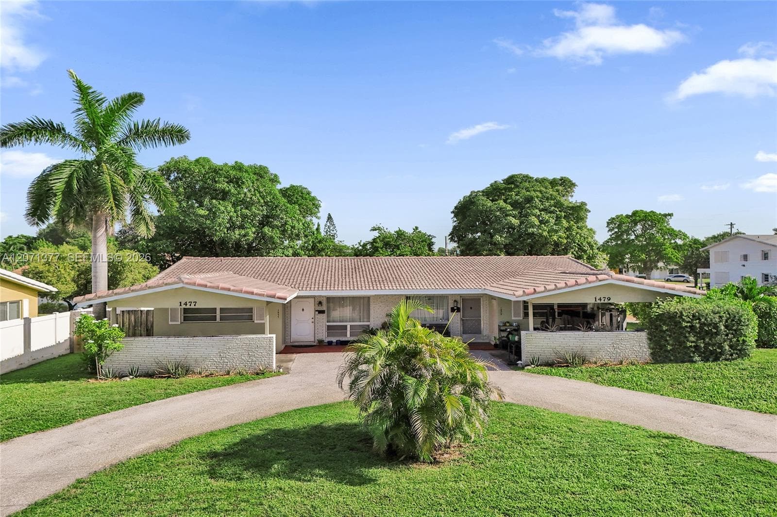 1477 NE 55th St, Fort Lauderdale, FL 33334 photo 2