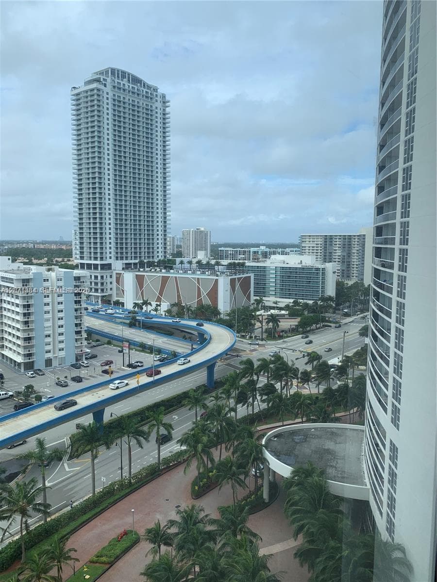 1830 S Ocean Dr # 1607, Hallandale Beach, FL 33009 photo 2