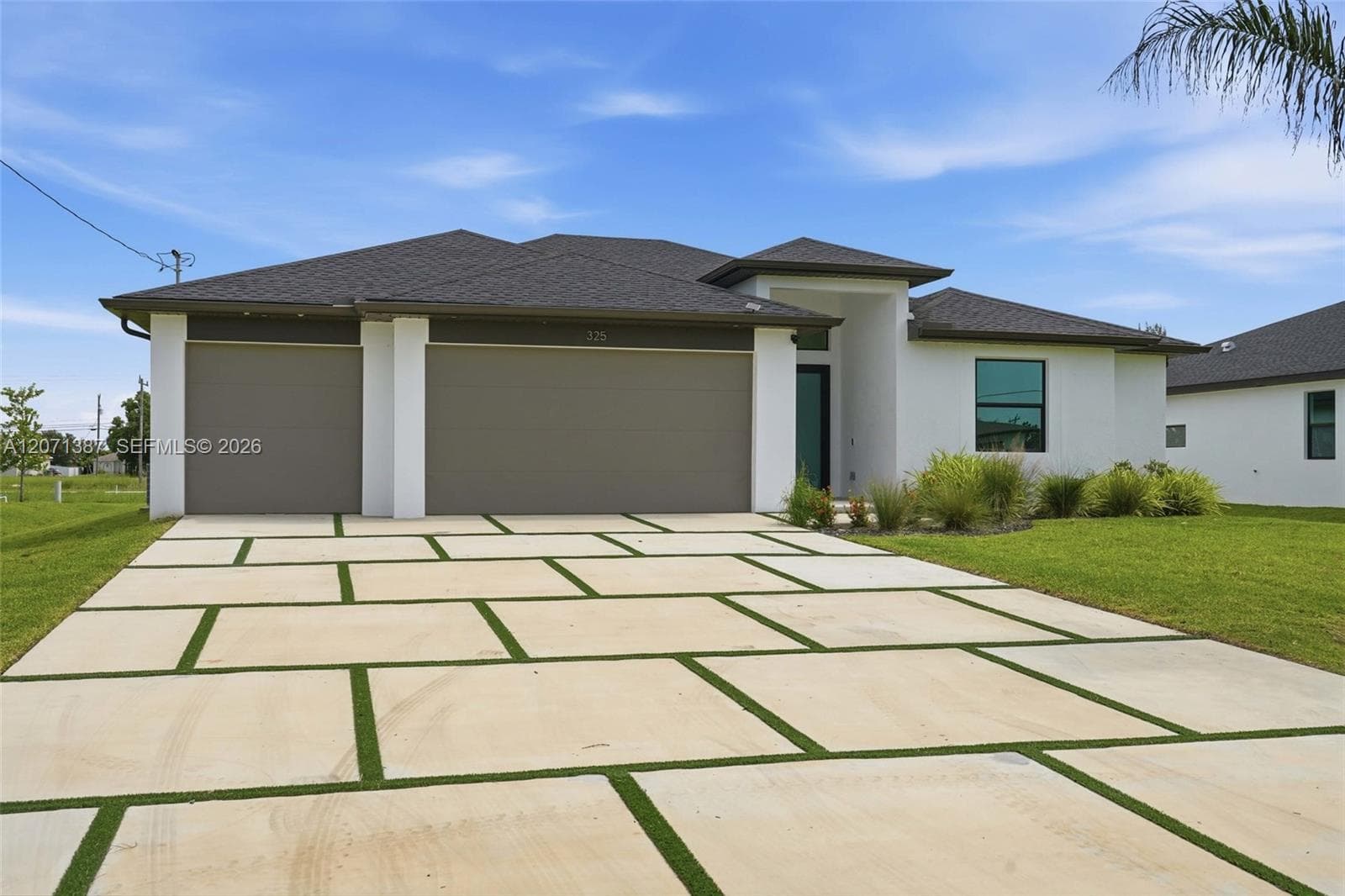 325 NE 15th Ter, Other City - In The State Of Florida, FL 33909 photo 5