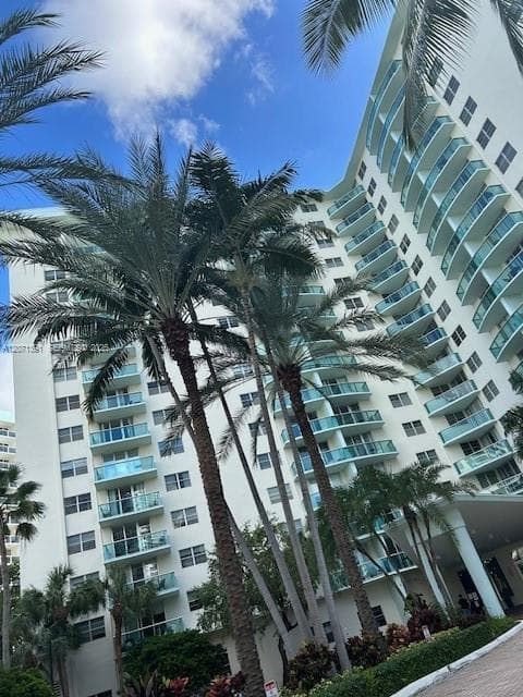 3801 S Ocean Dr # 2D, Hollywood, FL 33019 photo 3