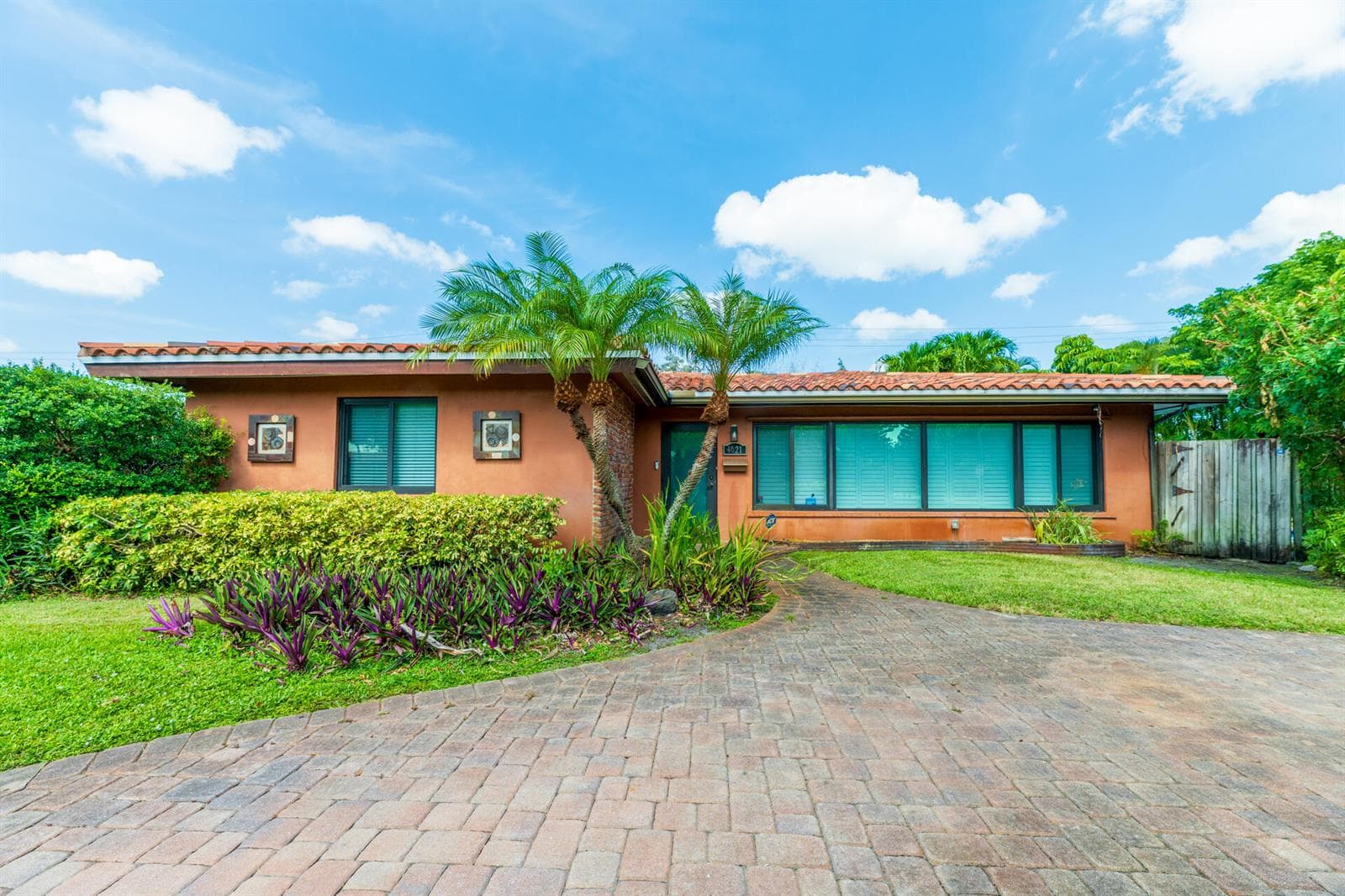 4621 NE 18TH Terrace, Fort Lauderdale, FL 33308 photo 2