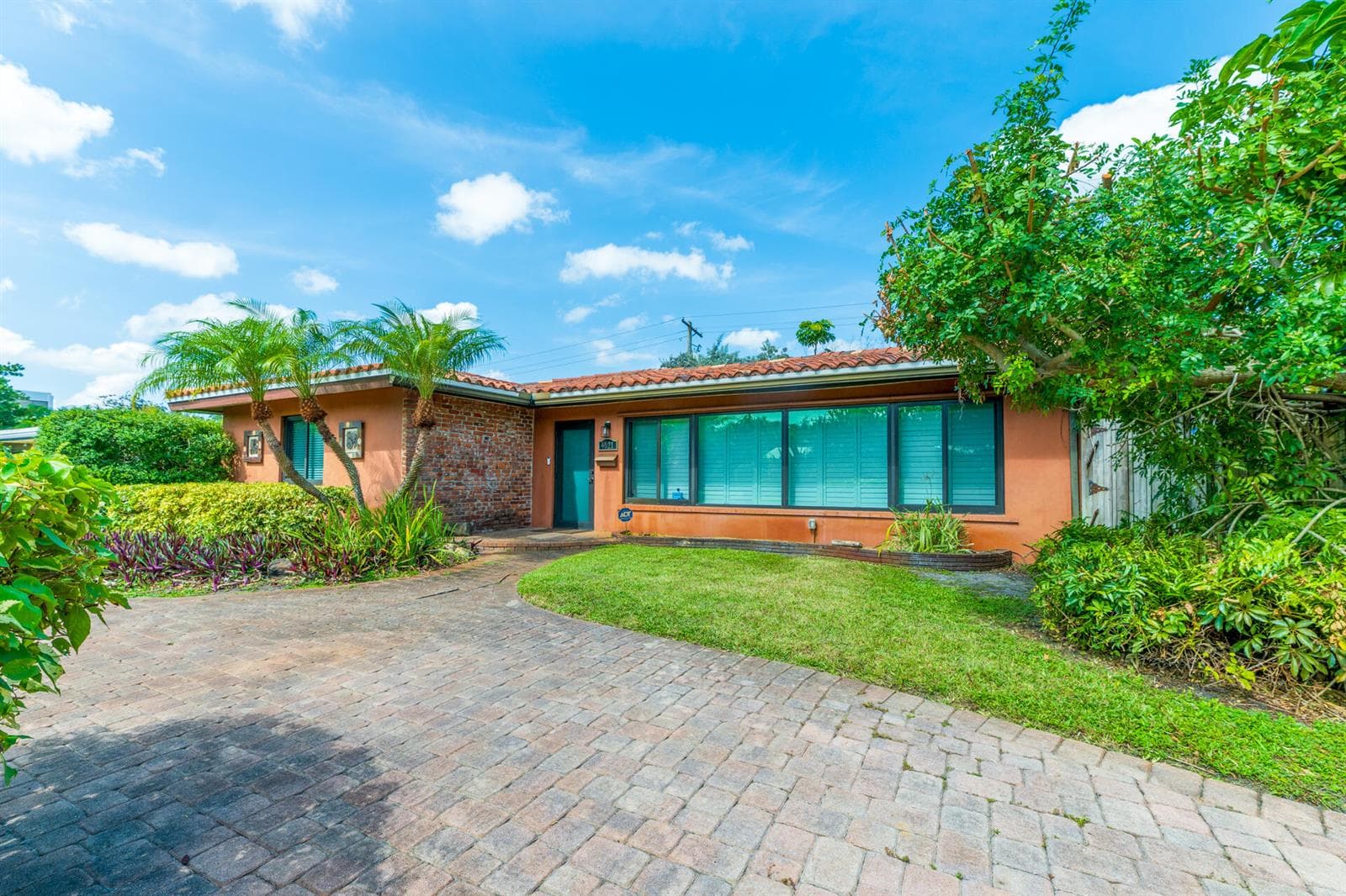 4621 NE 18TH Terrace, Fort Lauderdale, FL 33308 photo 3