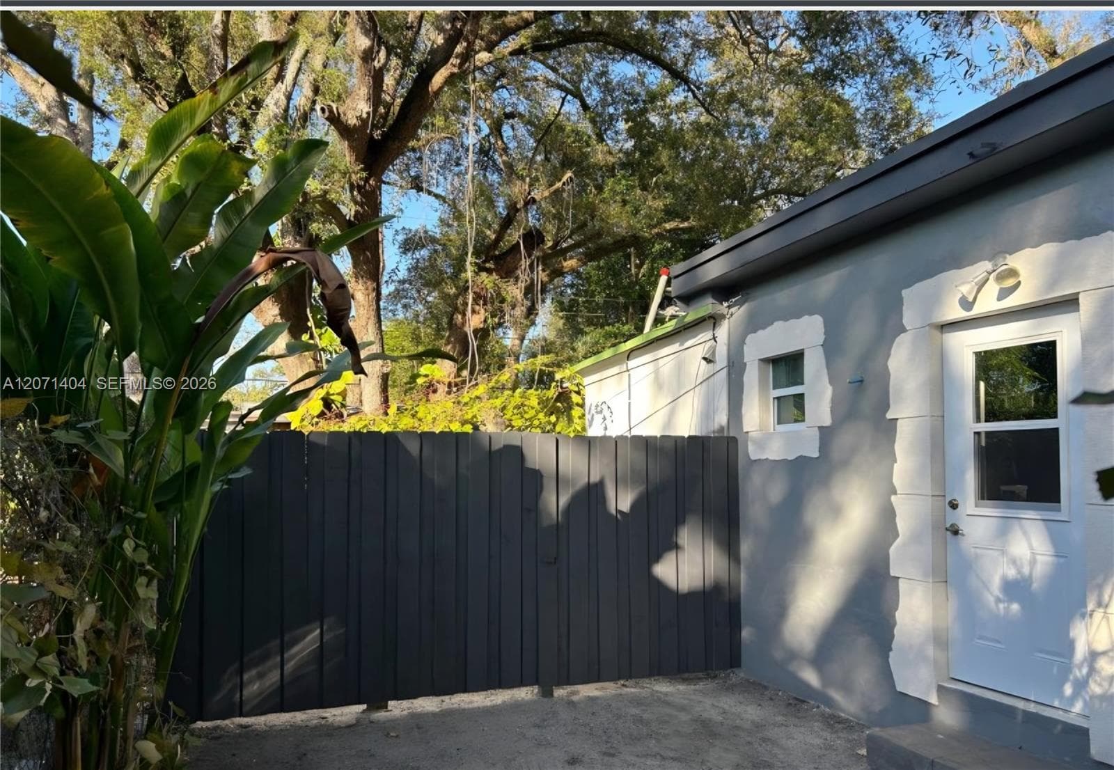 661 NE 164th Ter, Miami, FL 33162 photo 4
