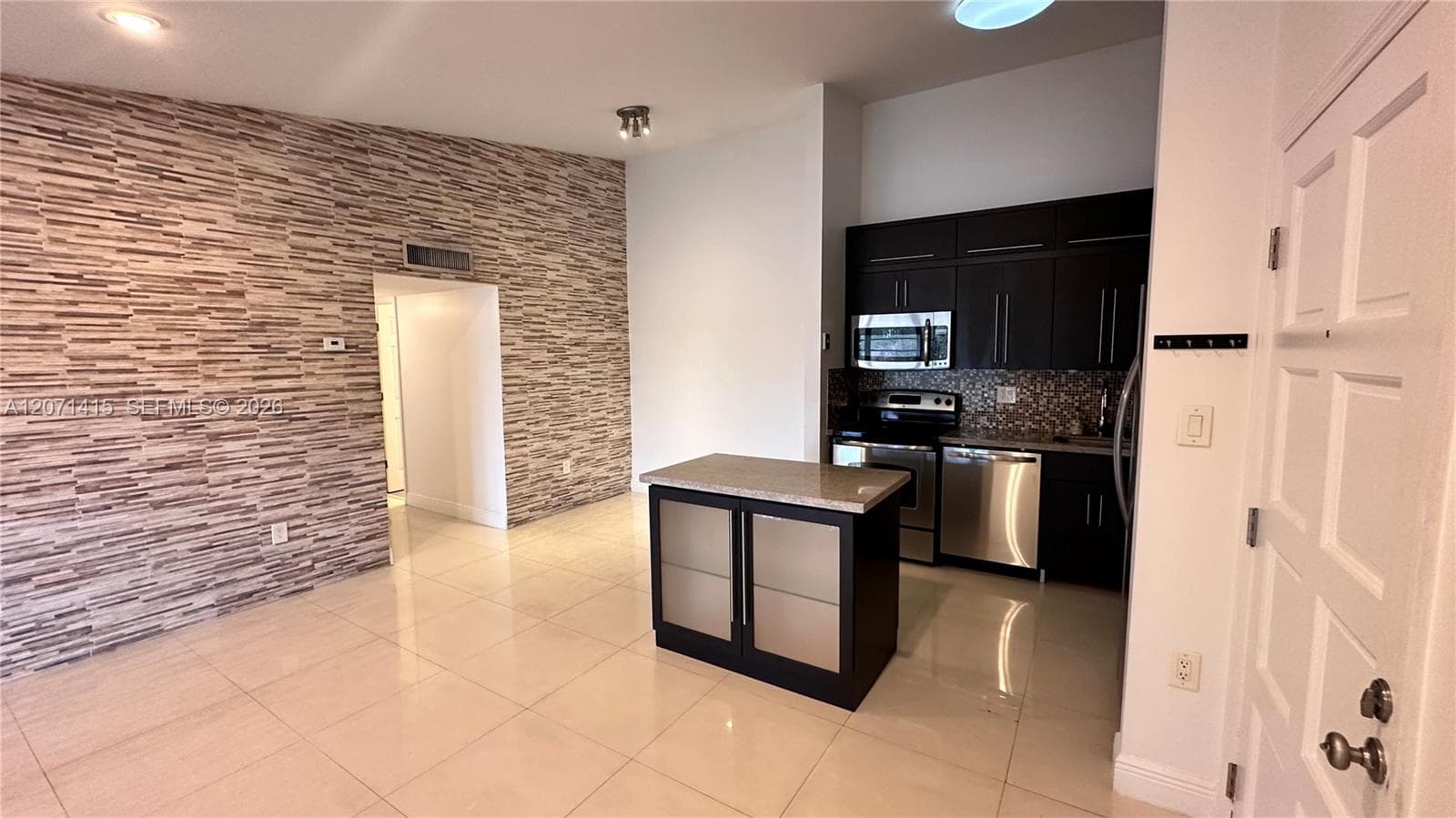 4944 NW 102nd Ave # 203-3, Doral, FL 33178 photo 3
