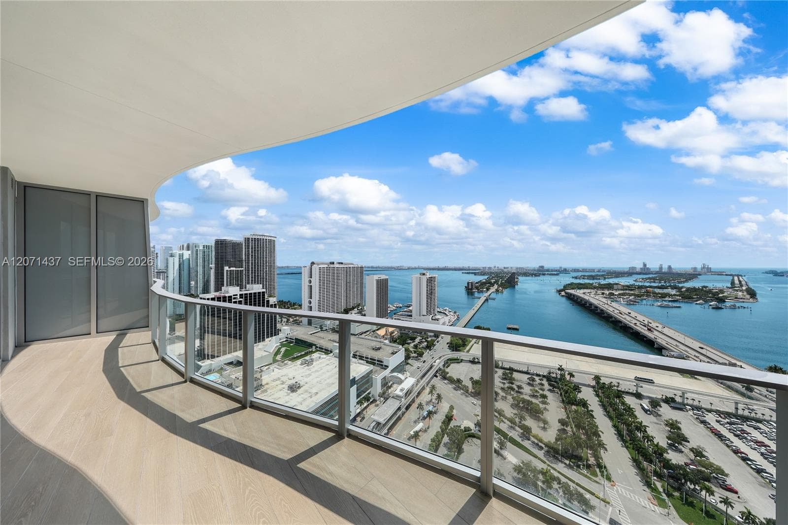 1400 Biscayne Blvd # 3405, Miami, FL 33132