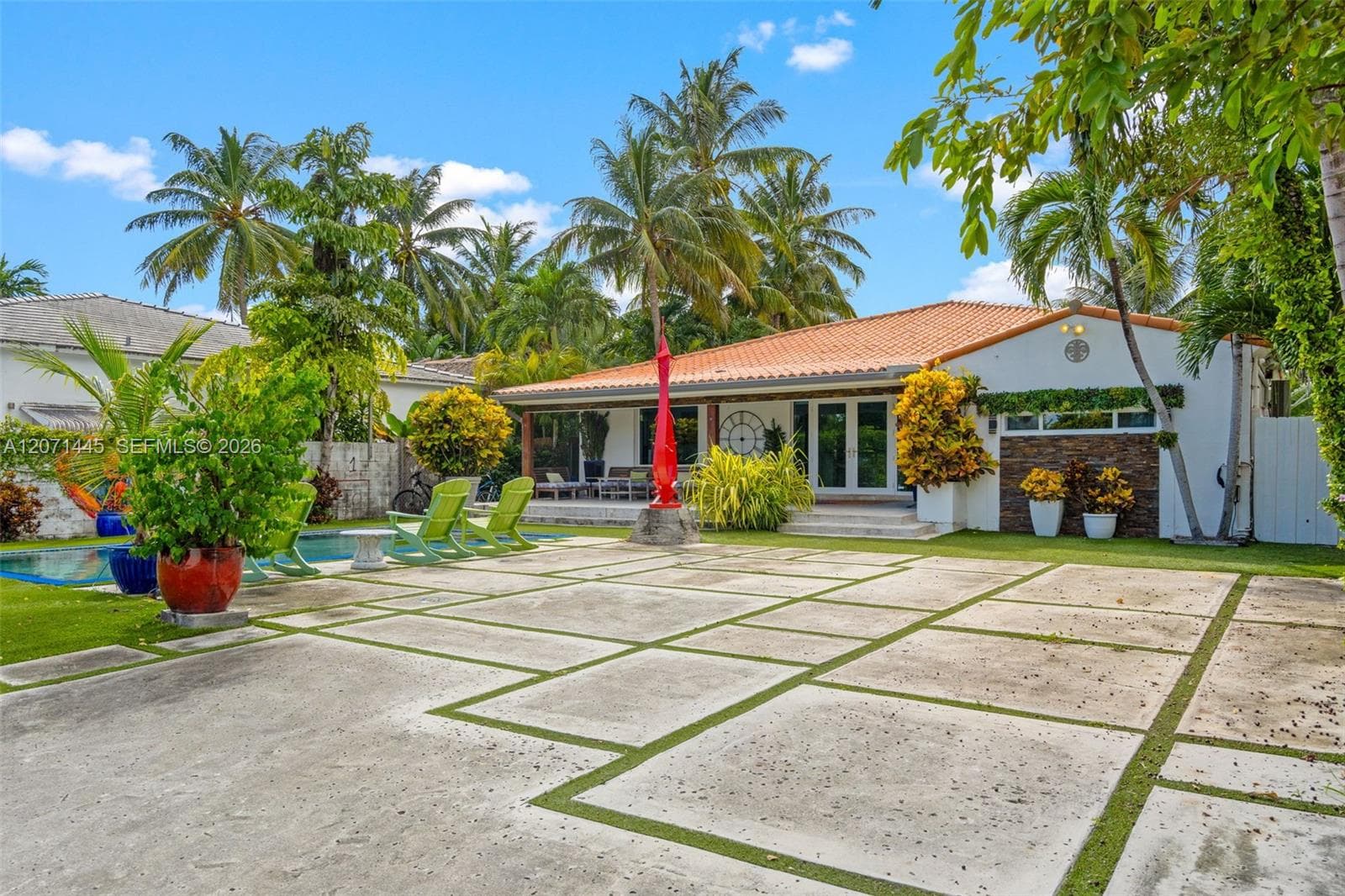 7970 Hawthorne Ave, Miami Beach, FL 33141 photo 5