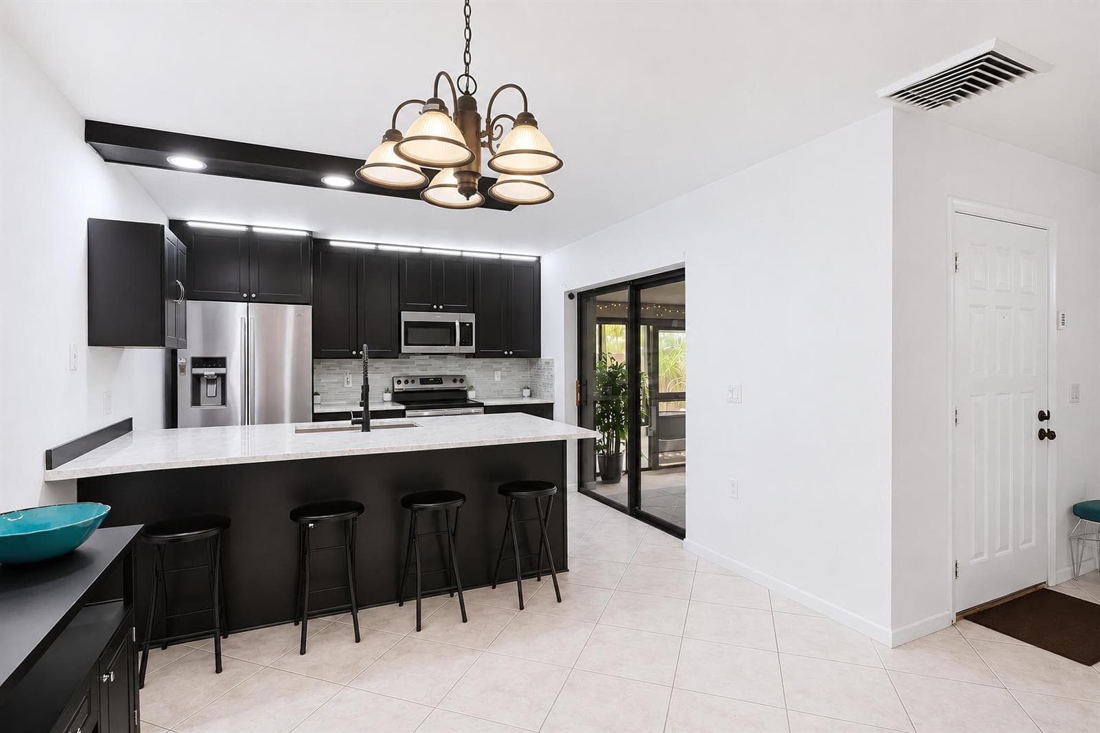 6409 64th Way, West Palm Beach, FL 33409 photo 4