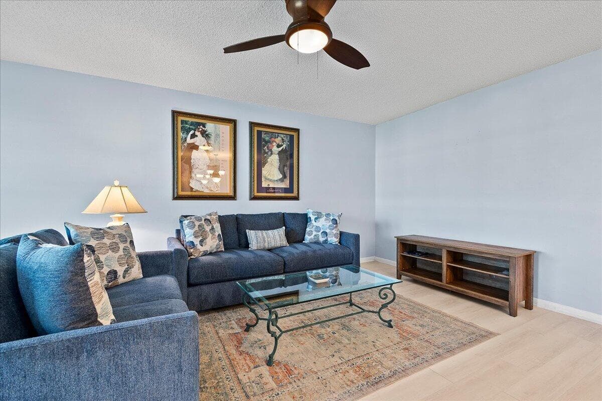 220 COUNTRY Lane # B, Boynton Beach, FL 33435 photo 4