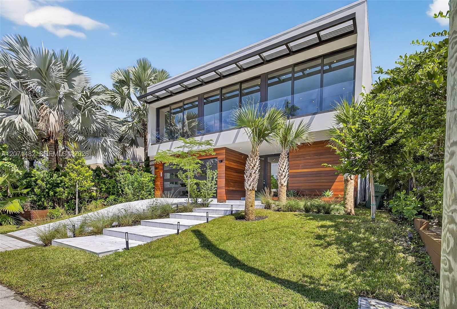 620 Solar Isle Dr, Fort Lauderdale, FL 33301 photo 4