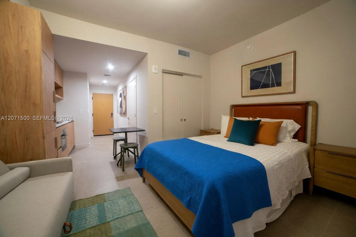 11 NE 6TH # 1908, Miami, FL 33132