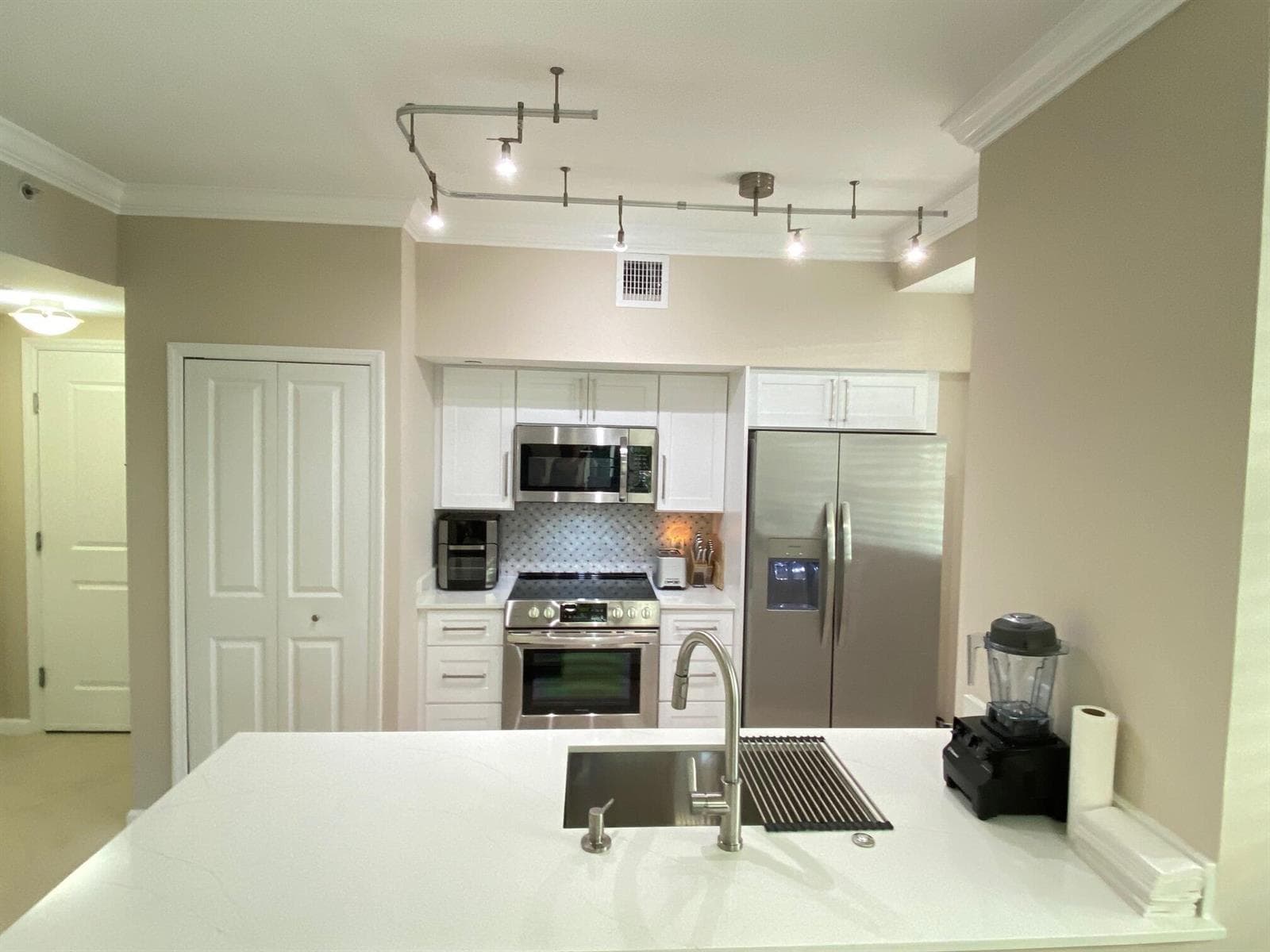 225 NE 1st Street # 202, Delray Beach, FL 33444 photo 2