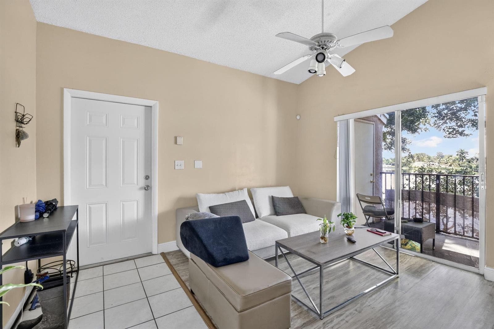 2361 NW 96TH Terrace # 18K, Pembroke Pines, FL 33024 photo 3