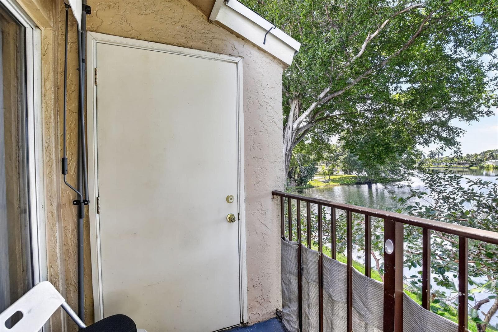 2361 NW 96TH Terrace # 18K, Pembroke Pines, FL 33024 photo 4