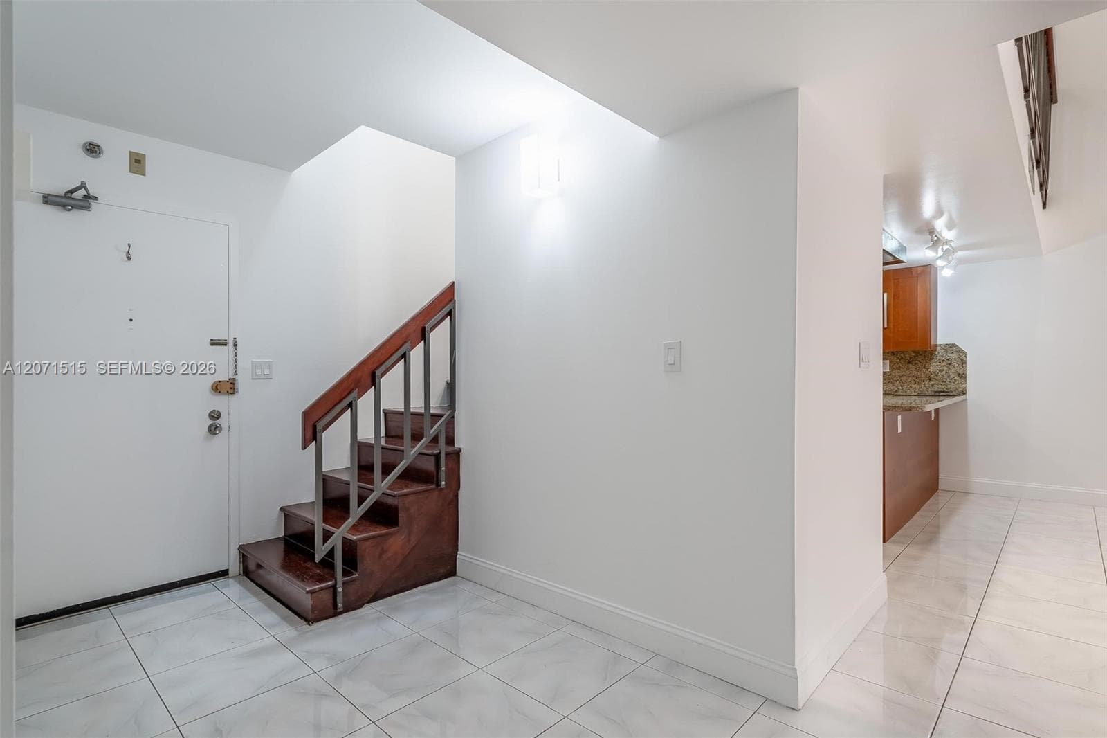 20347 W Country Club Dr # TH15, Aventura, FL 33180 photo 5