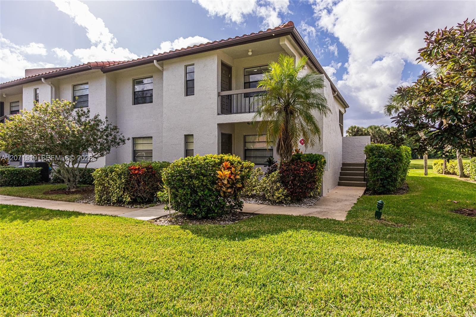 21529 Cypress Hammock Dr # 35J, Boca Raton, FL 33428 photo 2