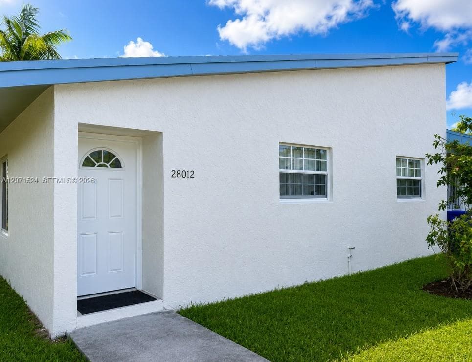 28012 SW 140th Ct, Homestead, FL 33033 photo 2