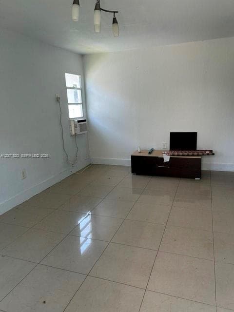 213 SW 11th St # A, Dania Beach, FL 33004 photo 2