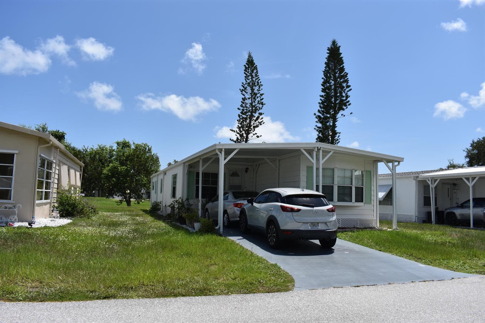 5 W Caribbean, Port St. Lucie, FL 34952 photo 2