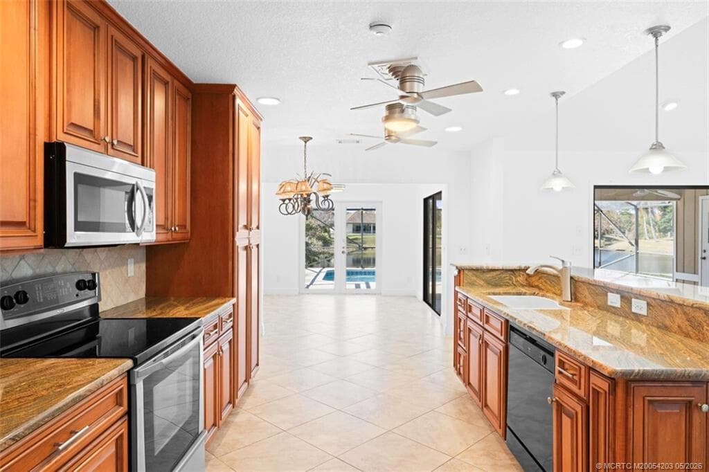 3074 NE Loquat Lane, Jensen Beach, FL 34957 photo 5