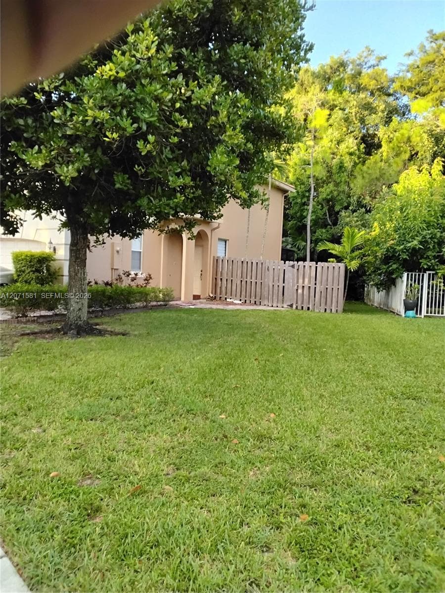 3642 Asperwood Cir, Coconut Creek, FL 33073 photo 2