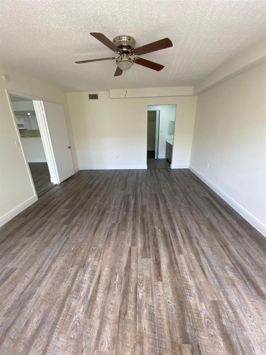 18335 NW 68 Avenue # 750-205, Hialeah, FL 33015 photo 5